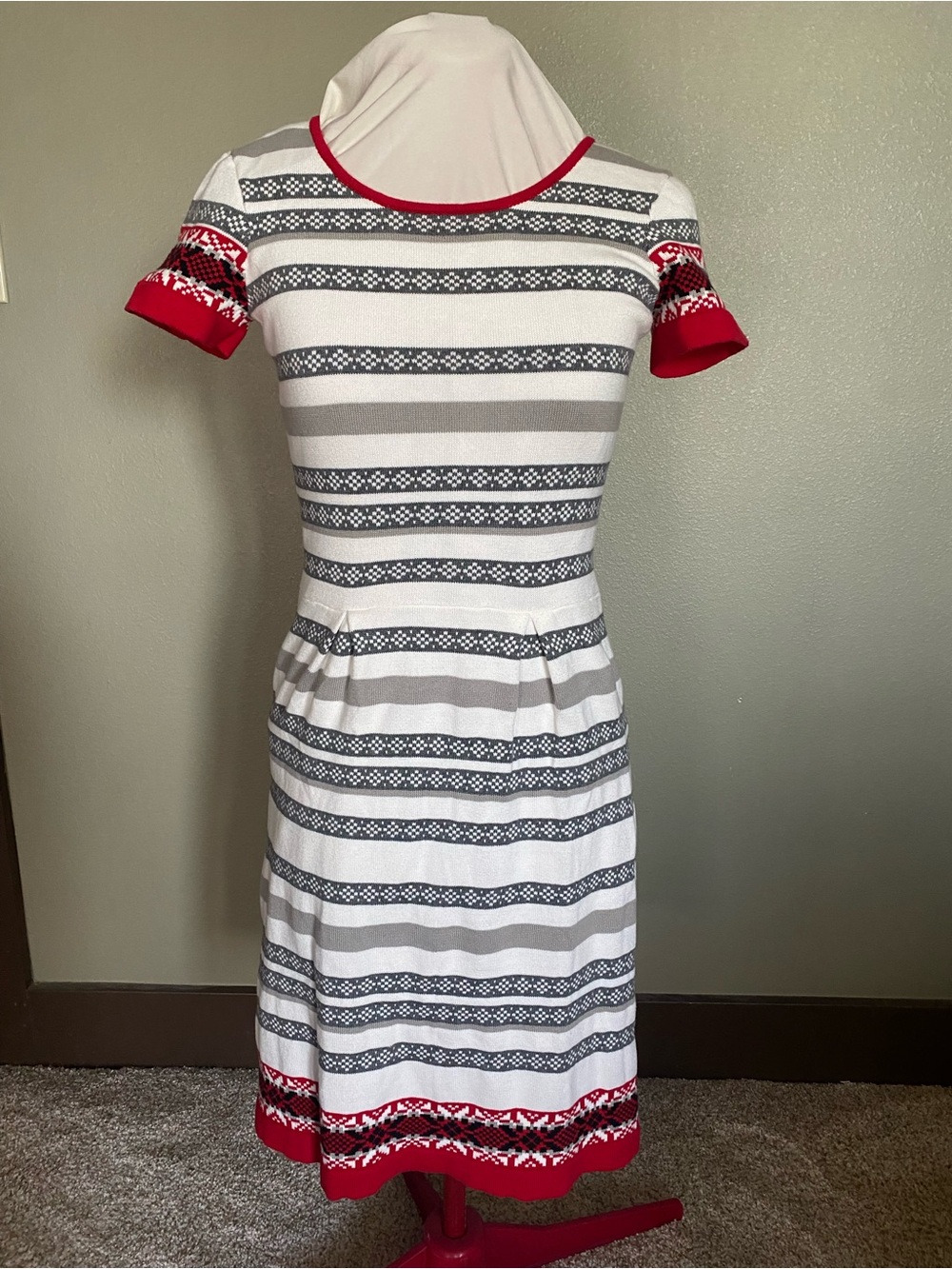 Hanna Andersson White, Gray & Red Striped Knit Midi Dress